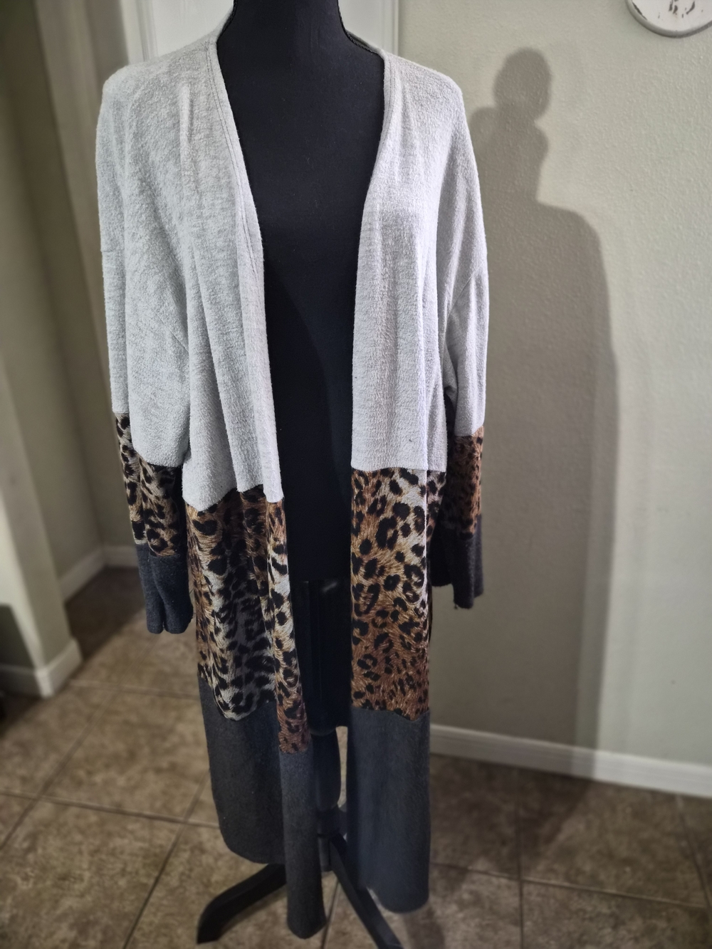 Moa Moa Gray Open-Front Cardigan with Leopard Print Trim